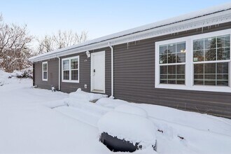 4704 47th Ave in Kenosha, WI - Foto de edificio - Building Photo