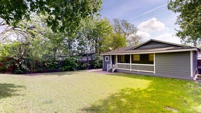 1007 Houston St in Killeen, TX - Building Photo - Building Photo