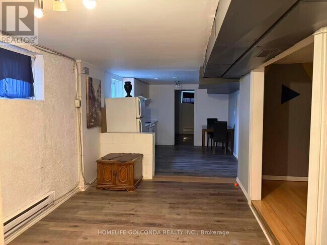 81 Sexton Crescent in Toronto, ON - Building Photo - Building Photo