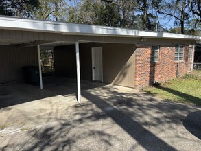 736 W Tharpe St in Tallahassee, FL - Building Photo - Building Photo