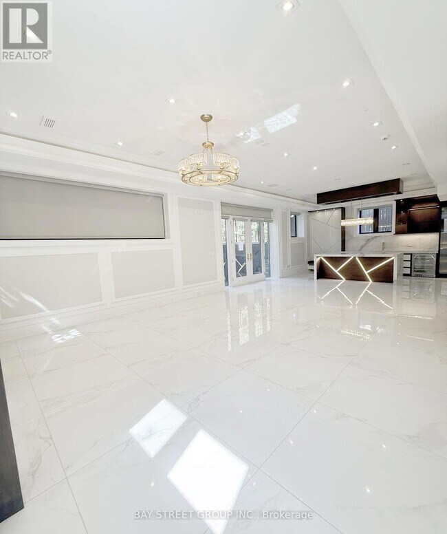 172 Maplehurst Ave in Toronto, ON - Building Photo - Building Photo