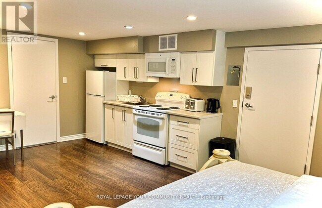 253 Alsace Rd in Richmond Hill, ON - Building Photo - Building Photo