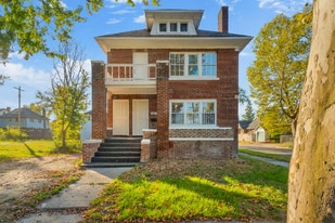 3823 Clairmount Ave in Detroit, MI - Building Photo