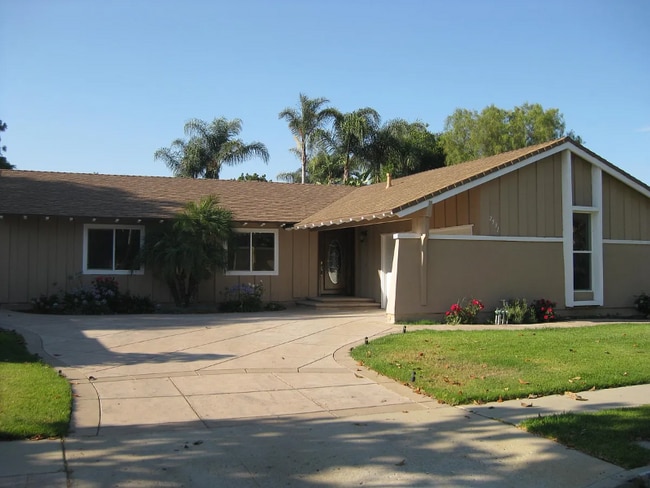 property at 2531 E Alden St