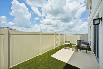 BB Living  Epperson Ranch in Wesley Chapel, FL - Foto de edificio - Building Photo