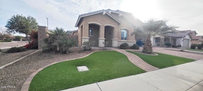 401 E Torrey Pines Pl in Chandler, AZ - Building Photo - Building Photo