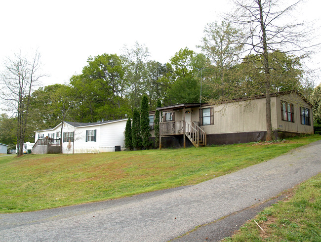 Harrington Woods Mobile Home Park in Acworth, GA - Foto de edificio - Building Photo