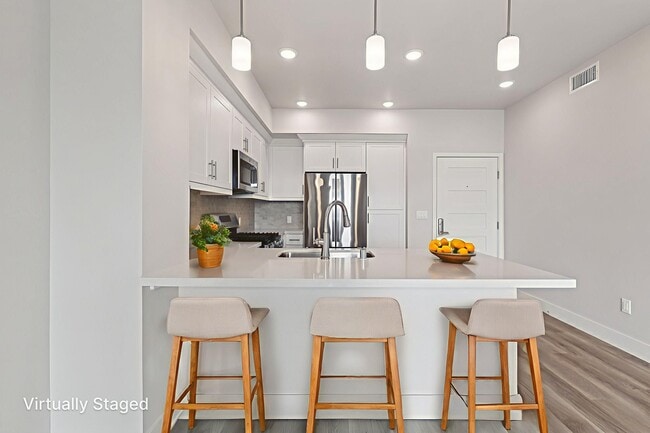 Asano on Fourth - Bankers Hill/Little Italy in San Diego, CA - Building Photo - Building Photo