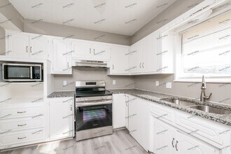 11320 Bel Air Pl in Oklahoma City, OK - Building Photo - Building Photo