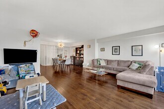 1440 N Lake Shore Dr in Chicago, IL - Building Photo - Building Photo