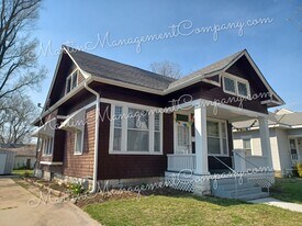 1208 S Massachusetts in Sedalia, MO - Building Photo