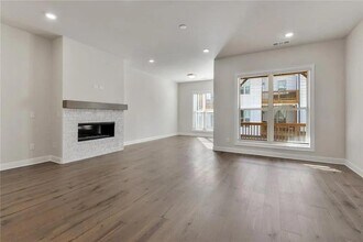 4317 Parkside Pl in Atlanta, GA - Building Photo - Building Photo