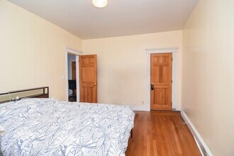 96 St Paul St in Brookline, MA - Building Photo - Building Photo