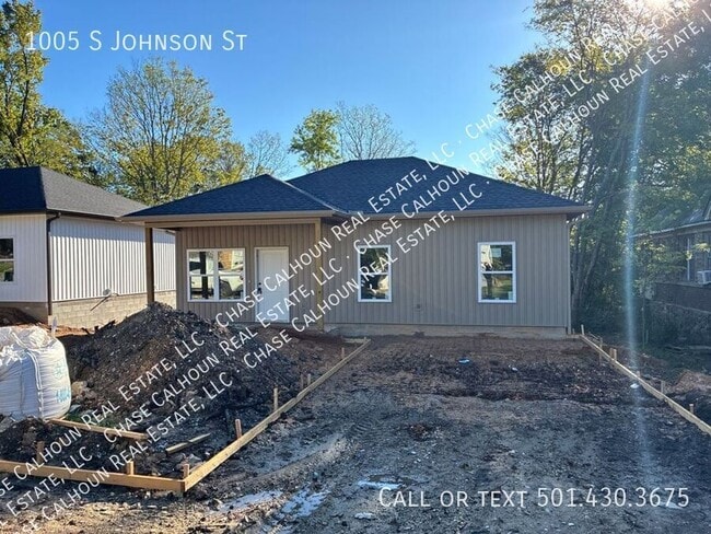 1005 Johnson St