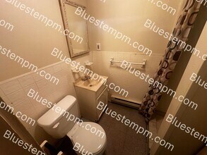 1713 Jones St in St. Joseph, MO - Building Photo - Building Photo