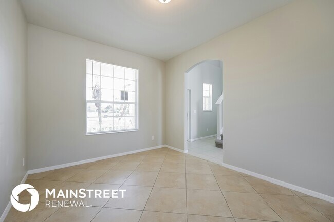 661 Chavers St E in Lehigh Acres, FL - Building Photo - Building Photo