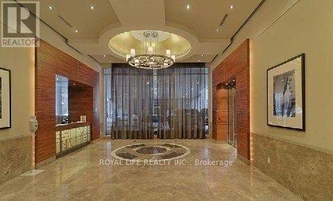 763 Bay St. in Toronto, ON - Building Photo - Building Photo