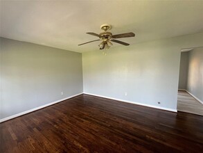 5016 Brinkman St in Houston, TX - Building Photo - Building Photo