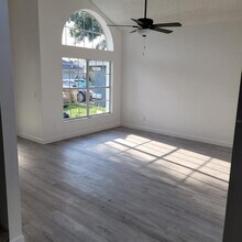 214 Bay Head Dr in Kissimmee, FL - Building Photo - Building Photo