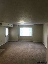 4404 S 16th St in Omaha, NE - Building Photo - Building Photo
