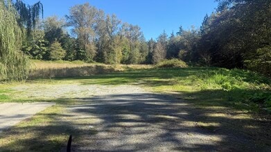 7728 Alpine Ln in Sedro Woolley, WA - Foto de edificio - Building Photo