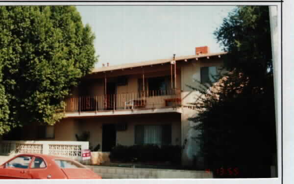 338 N Vecino Dr in Covina, CA - Foto de edificio - Building Photo