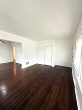 3652 Brotherton Rd, Unit 1 in Cincinnati, OH - Foto de edificio - Building Photo