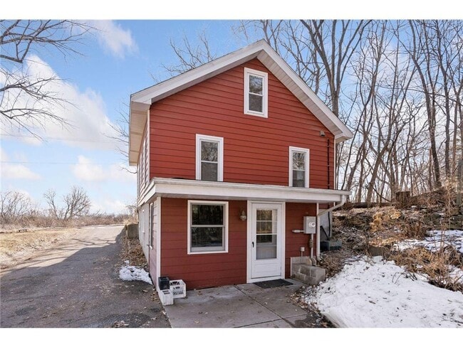 949 Benhill Rd, Unit #B in St. Paul, MN - Building Photo - Building Photo