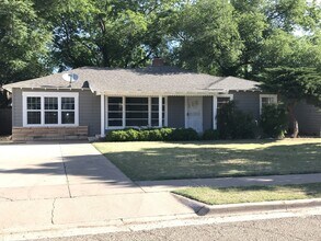 3716 28th St in Lubbock, TX - Building Photo - Building Photo