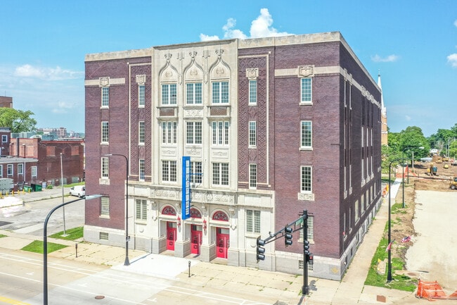 Park Avenue Lofts in Waterloo, IA - Building Photo - Building Photo
