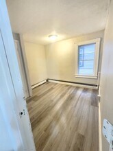 16 Newitt Pl in Kingston, PA - Building Photo - Building Photo