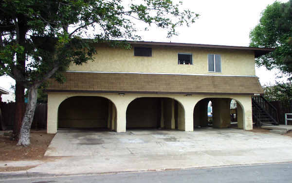 3712-3714 Hemlock St in San Diego, CA - Building Photo - Building Photo