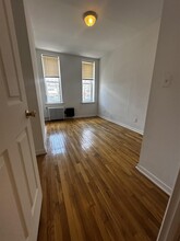 118 Adams St in Hoboken, NJ - Building Photo - Building Photo