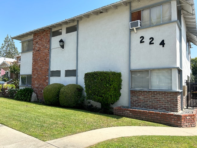 property at 224 W Palm Ave