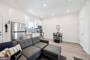 1617 Ridge Ave in Philadelphia, PA - Building Photo