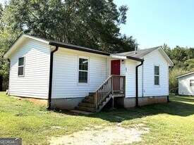 38 Geter Cir in Newnan, GA - Building Photo
