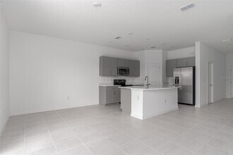 11787 Glenside Ter in Palmetto, FL - Building Photo - Building Photo