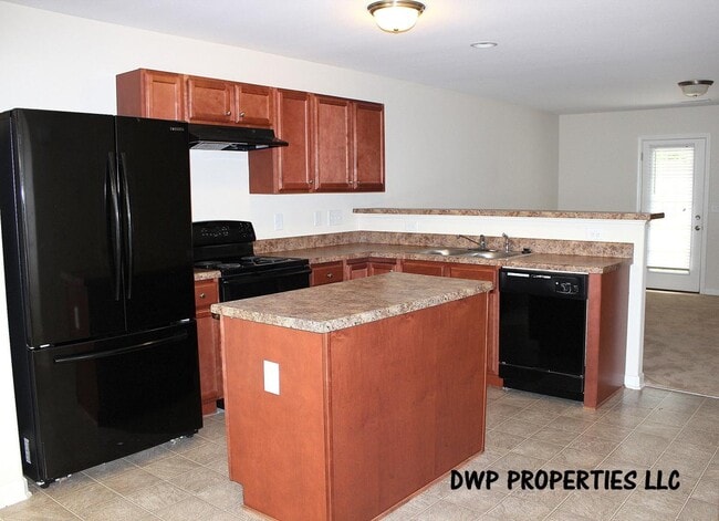 4245 Youngstown Dr in Greensboro, NC - Building Photo - Building Photo