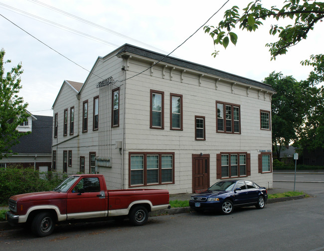 Harborview Apartments in Portland, OR - Foto de edificio - Building Photo