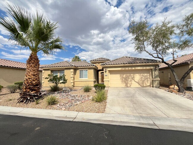 5044 Walbrook Ln in Las Vegas, NV - Building Photo - Building Photo