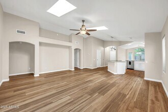 3124 E Roveen Ave in Phoenix, AZ - Building Photo - Building Photo