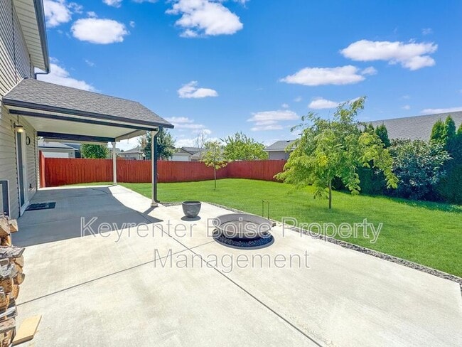 property at 39 S Lemhi Dr