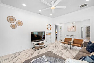 2560 4th Ave S in St. Petersburg, FL - Building Photo - Building Photo
