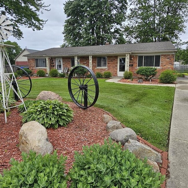 property at 33066 Janet Ave