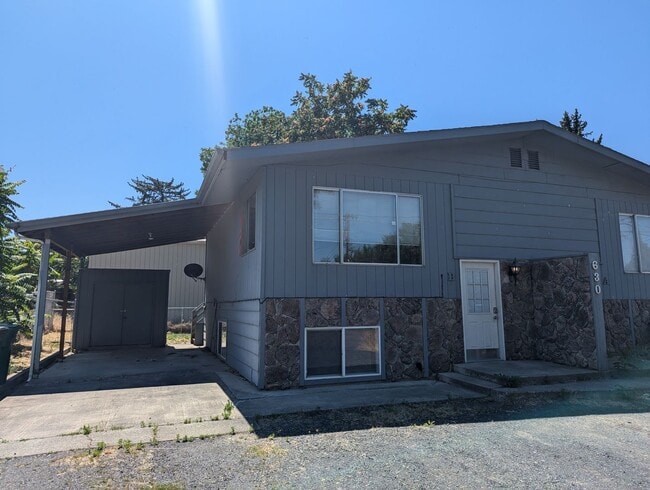 630 Preston Ave in Lewiston, ID - Building Photo - Building Photo
