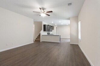 3902 Oak Crk Cir in Denison, TX - Building Photo - Building Photo