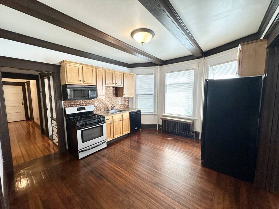 423 Hamilton St in Albany, NY - Building Photo