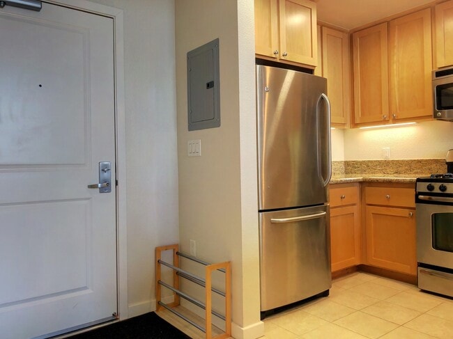 1488 El Camino Real in South San Francisco, CA - Building Photo - Building Photo