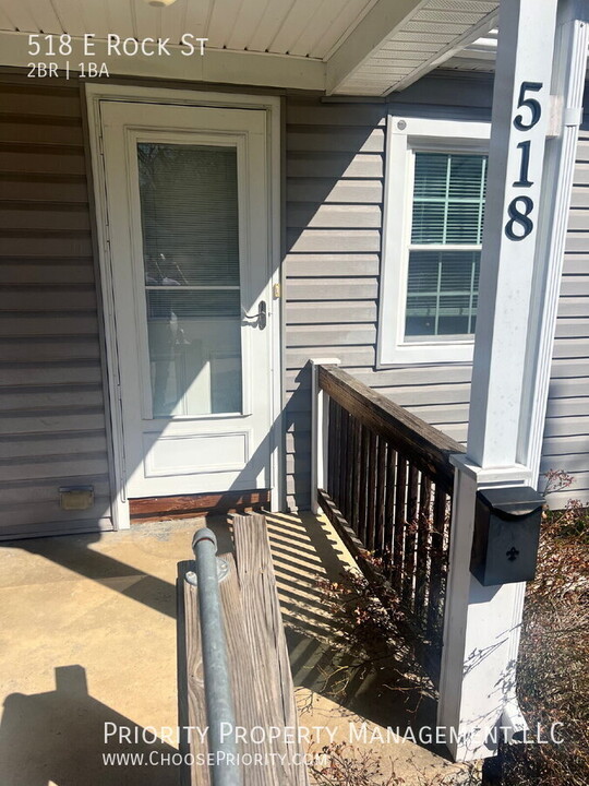 518 E Rock St in Harrisonburg, VA - Foto de edificio