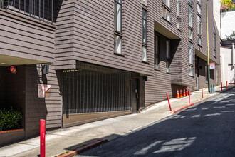 Nob Hill Court in San Francisco, CA - Building Photo - Building Photo